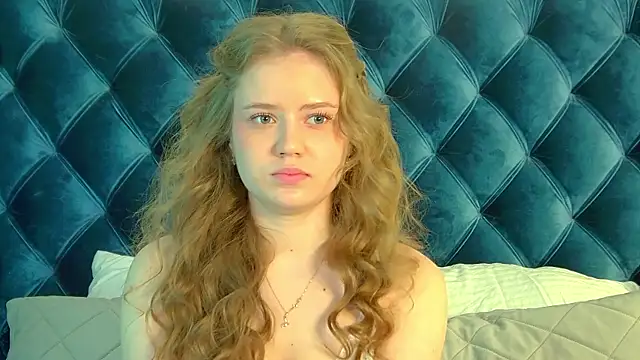 SelinSwarovski online show from 03-24-26, 04:45