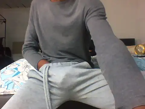 Snapshot of LegitStuff247 chatting on 03-06-26, 02:24 LegitStuff247 online show from 03-06-26, 02:24
