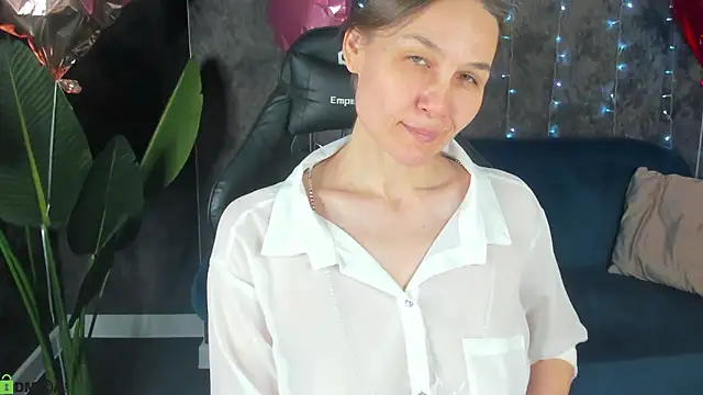 Lillian White online show from 02-27-26, 01:05