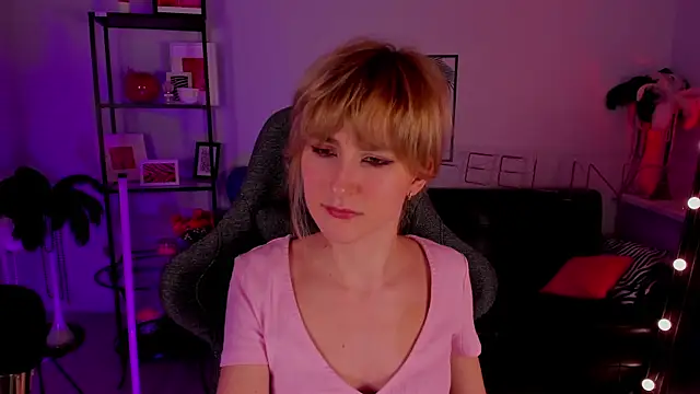 LuxRayi online show from 01-07-25, 06:03