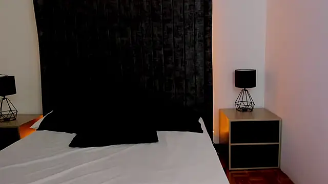 NataGarcia online show from 10-29-25, 09:38