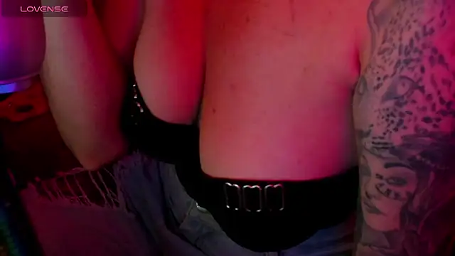 elissa iris online show from 04-13-26, 02:06