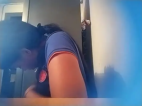 Snapshot of Pocahontas_Princess_ chatting on 06-18-26, 03:18 Pocahontas Princess online show from 06-18-26, 03:18