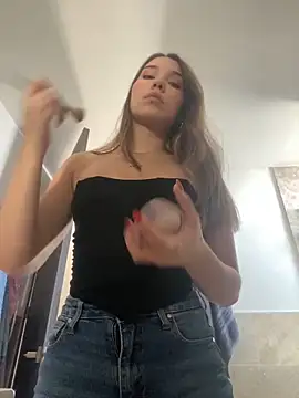 SophieRaily  online show from 01-17-25, 08:44