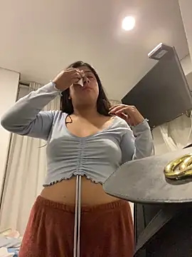 girl anni online show from 02-08-25, 08:42