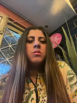 girl anni online show from 02-09-25, 12:39