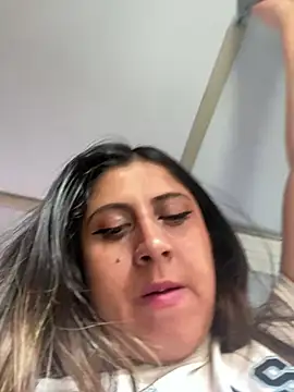 girl anni online show from 03-03-25, 06:22