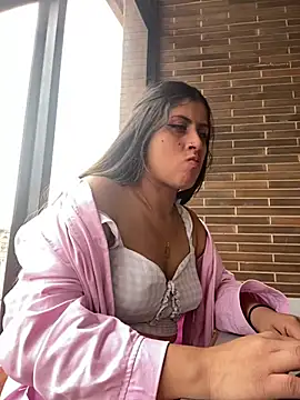 girl anni online show from 03-20-25, 06:09
