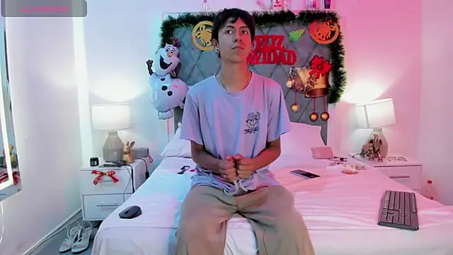 Snapshot of Katherin_jupiter chatting on 12-26-24, 07:27 Katherin jupiter online show from 12-26-24, 07:27