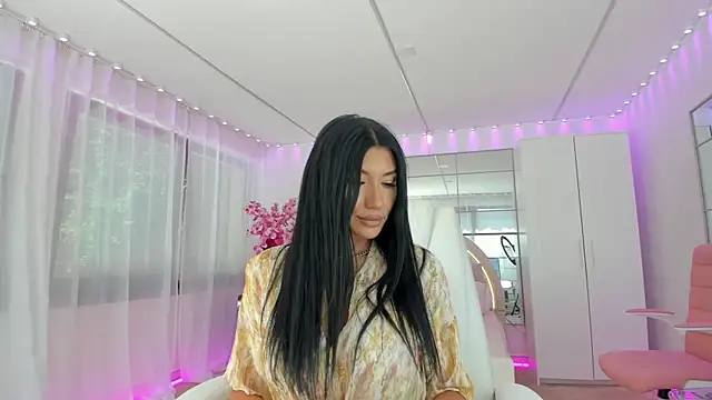 missdiamond  online show from 07-14-26, 07:35
