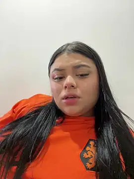 alissonfernandez  online show from 01-25-25, 01:30