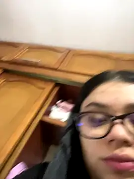 alissonfernandez  online show from 12-05-25, 11:30