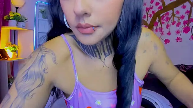 Snapshot of Lovely_celeste chatting on 07-09-26, 01:26 Lovely celeste online show from 07-09-26, 01:26
