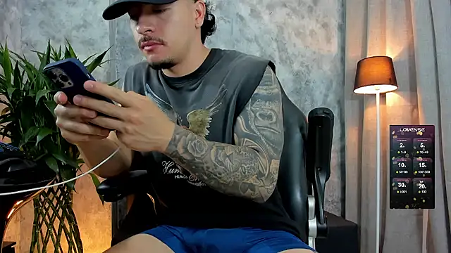 boyc022  online show from 12-14-25, 12:54