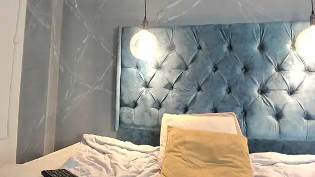 Nataliestark online show from 12-16-24, 04:27