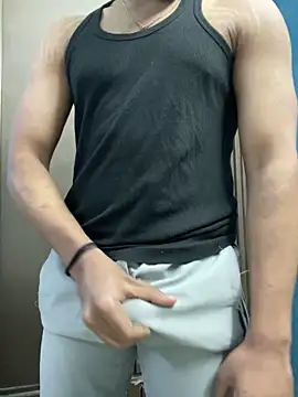Snapshot of raghavs chatting on 12-15-25, 08:18 raghavs online show from 12-15-25, 08:18