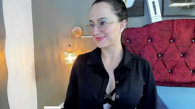 Snapshot of angela_nix chatting on 06-04-26, 03:29 angela nix online show from 06-04-26, 03:29
