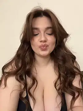 Dreamy Kitty online show from 01-10-25, 11:54