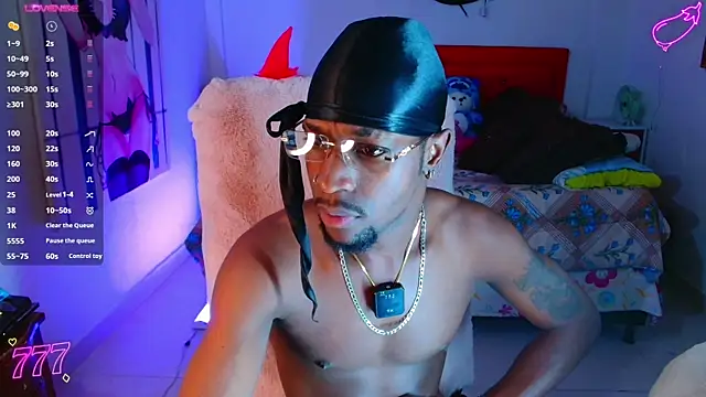 Snapshot of Aroonpapisex chatting on 07-16-26, 06:58 Aroonpapisex online show from 07-16-26, 06:58