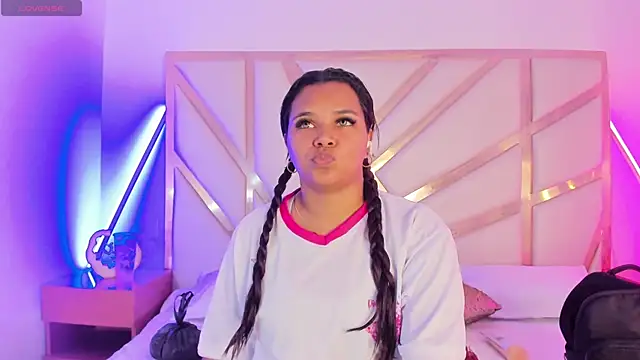 Carolina Evanss online show from 10-30-25, 11:11