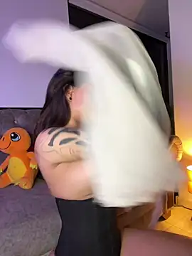 alessia iris19 online show from 02-06-25, 03:27