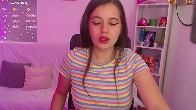 Snapshot of Soy_abby chatting on 03-10-25, 09:51 Soy abby online show from 03-10-25, 09:51