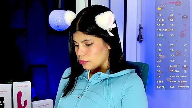 cutehanna1 online show from 09-15-25, 10:21