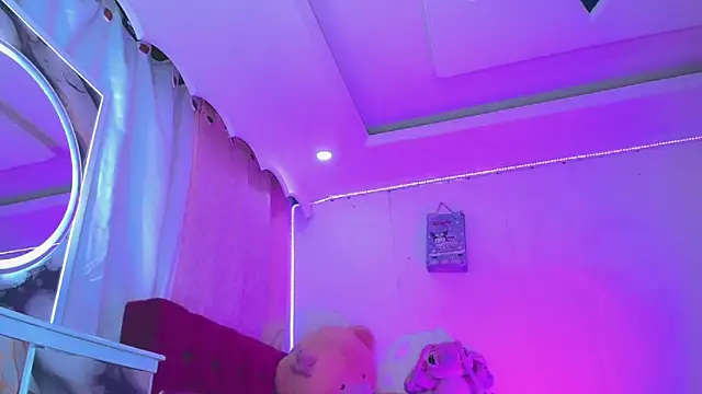 TiffanyMackensyy online show from 05-30-26, 01:25