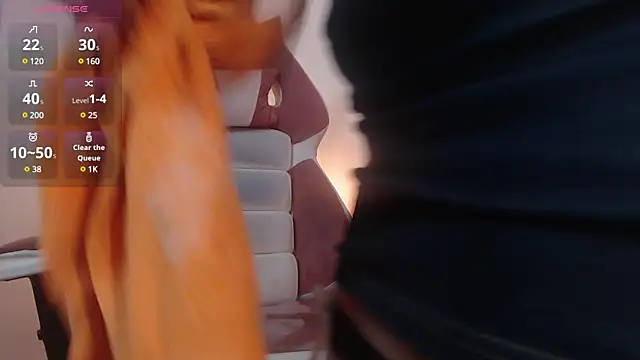 Snapshot of NAOMI_WINDSOR chatting on 01-03-25, 07:29 NAOMI WINDSOR online show from 01-03-25, 07:29