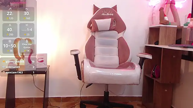 Snapshot of NAOMI_WINDSOR chatting on 03-22-25, 09:31 NAOMI WINDSOR online show from 03-22-25, 09:31