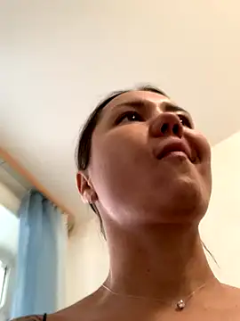 MiraMiss online show from 12-22-25, 07:49