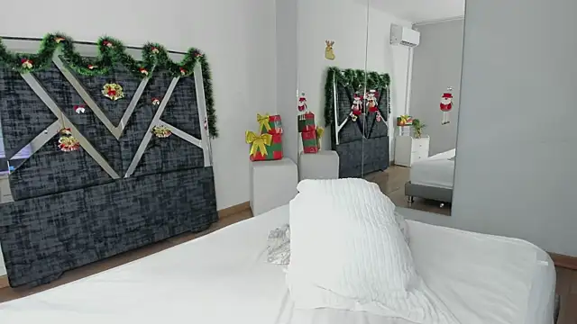 Jonness Isa  online show from 11-28-25, 01:03