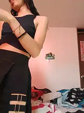 Queenjenn   online show from 06-23-26, 07:34