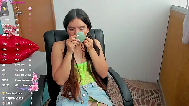 DannaMishellx  online show from 01-25-25, 07:18