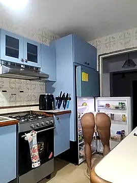 Alison fitness online show from 09-20-25, 01:17