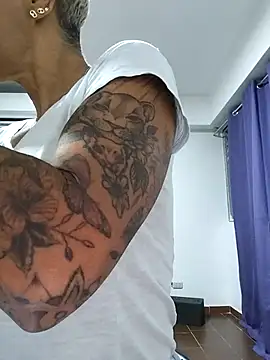 Alison fitness online show from 02-20-26, 10:16