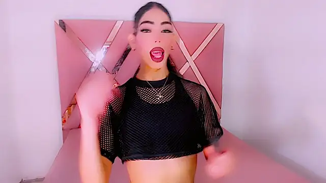 Snapshot of Luna_and_valery chatting on 03-30-26, 08:10 Luna and valery online show from 03-30-26, 08:10