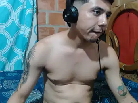 Horny dirty boy online show from 12-06-24, 11:25