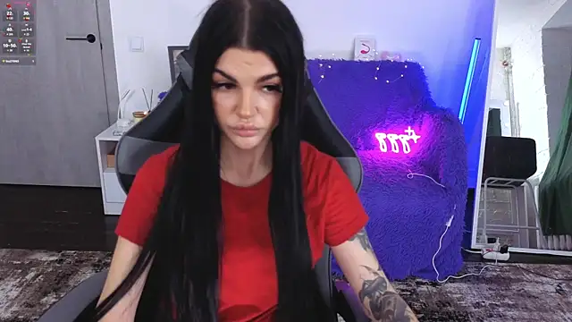 Tiffany lab online show from 11-20-25, 01:00