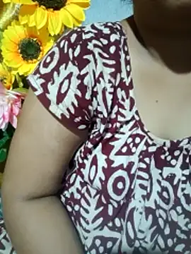 Snapshot of Super-Couple chatting on 05-24-26, 02:44 Super-Couple online show from 05-24-26, 02:44