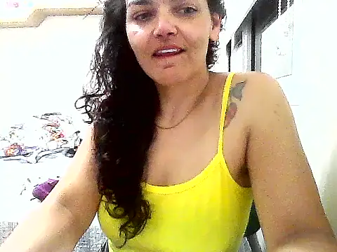 Snapshot of escritorasafada chatting on 02-18-26, 05:03 escritorasafada online show from 02-18-26, 05:03