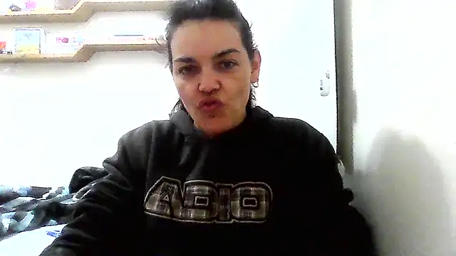 Snapshot of escritorasafada chatting on 03-13-26, 03:57 escritorasafada online show from 03-13-26, 03:57