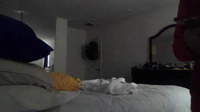 Snapshot of 2Fly4Guy chatting on 12-05-24, 08:22 2Fly4Guy online show from 12-05-24, 08:22