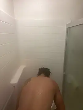 Snapshot of 2Fly4Guy chatting on 12-24-24, 02:43 2Fly4Guy online show from 12-24-24, 02:43