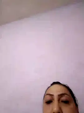 Snapshot of Osha10 chatting on 12-10-24, 10:16 Osha10 online show from 12-10-24, 10:16