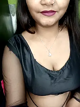 Snapshot of NOTY-LOVE-05 chatting on 01-21-25, 03:21 NOTY-LOVE-05 online show from 01-21-25, 03:21