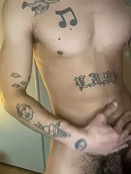 Snapshot of inkslaver13 chatting on 02-13-25, 10:55 inkslaver13 online show from 02-13-25, 10:55