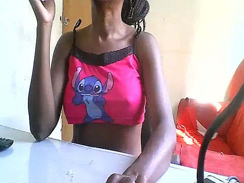 maisinha3193 online show from 09-08-25, 05:34