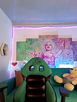 Sofi hot 4m online show from 03-15-25, 07:38