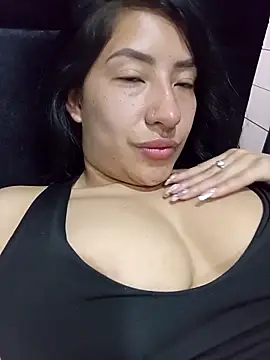 Sofi hot 4m online show from 04-06-26, 11:27